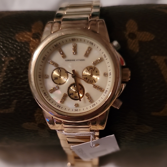 NEW NWT Adrienne Vittadini Chronograph Watch Goldtone 3 Faux‎ Subdials - Picture 1 of 8